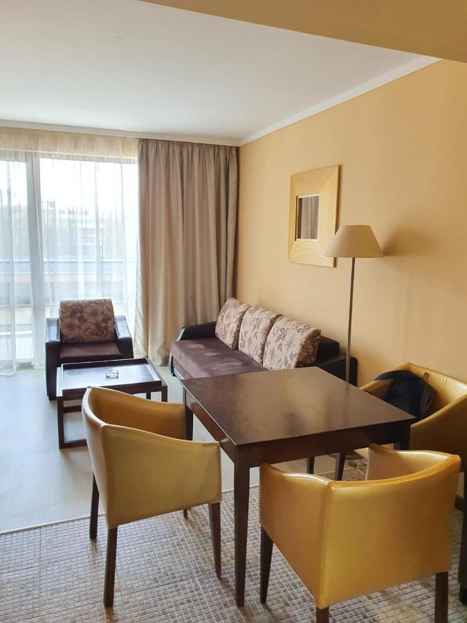 Barcelo Royal Beach - Prestige Apartments ซันนีบีช ภายนอก รูปภาพ